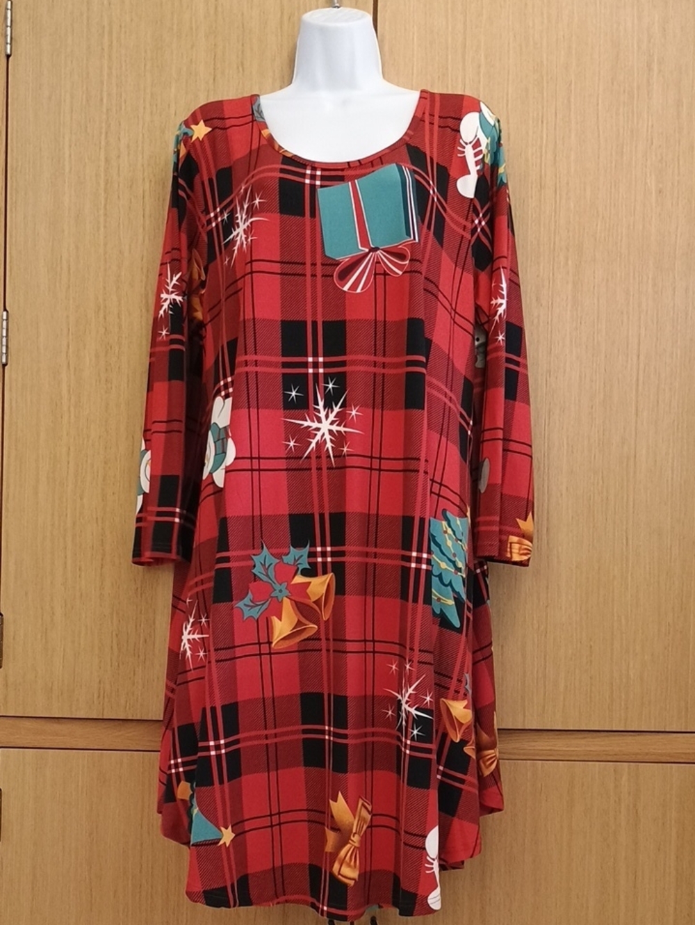 🎄🎄+SZ Belaroi SZ 2X Red Plaid Holiday Swing Dress with Gift Print